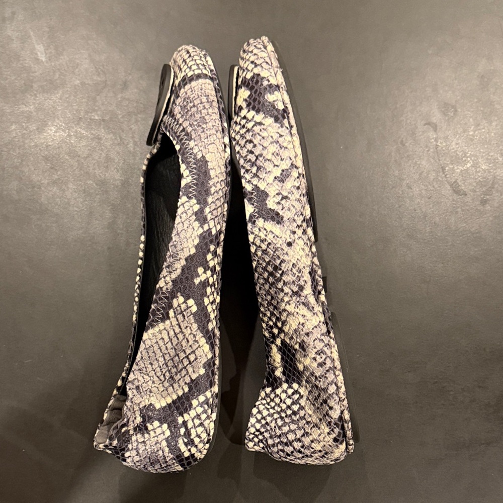 Tory Burch Black and Cream Patterned Loafers - Picture 2 of 9